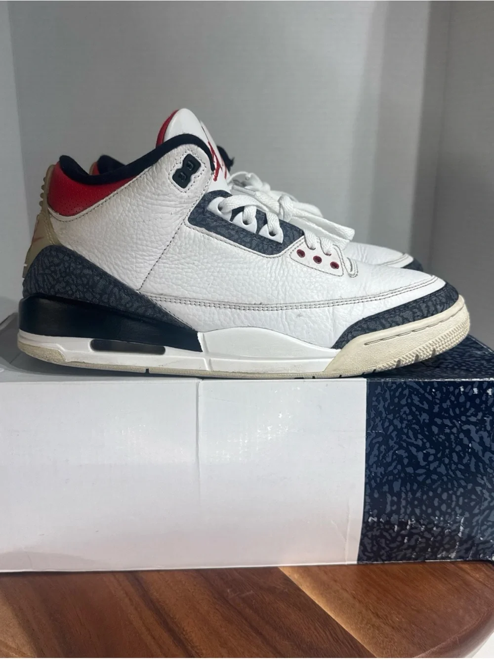 Men’s Size 10.5 - Jordan 3 Retro Denim SE Fire Red 2020 - CZ6431 100